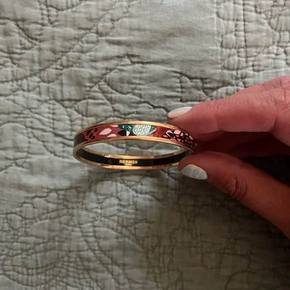 Hermès Narrow Enamel Bangle - Picture 2 of 8